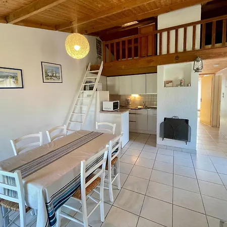 別荘 Maison T3 Avec Piscine Chauffee, Tennis, Proche Et Commerces - Fr-1-231-302