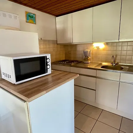 Maison T3 Avec Piscine Chauffee, Tennis, Proche Et Commerces - Fr-1-231-302 *